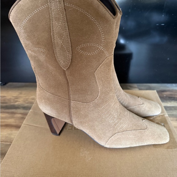 Steve Madden Josefine Taupe Suede Boots - Picture 6 of 7